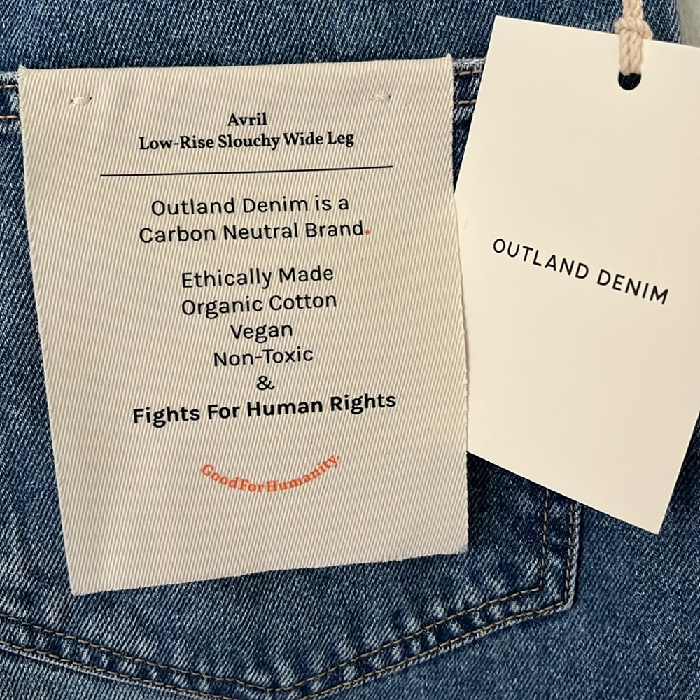 OUTLAND DENIM AVRIL SLOUCHY WIDE-LEG JEANS - Picture 10 of 12